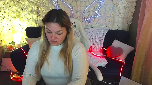 AlissyaGrayy online show from April 8, 6:26 am