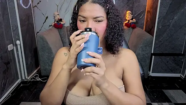 Scarletth b online show from March 31, 3:50 am