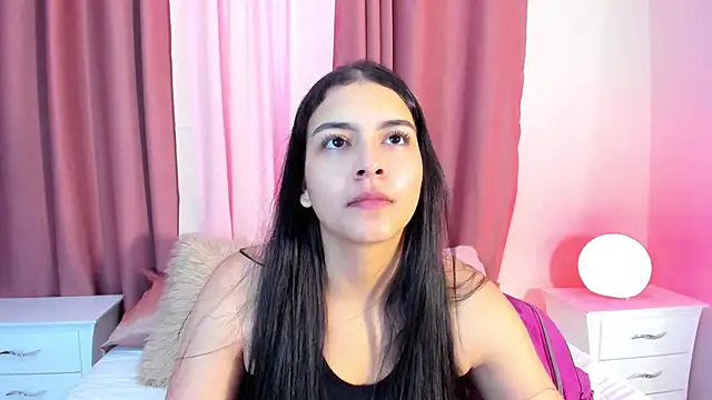 sweet aura31 online show from April 9, 7:30 pm