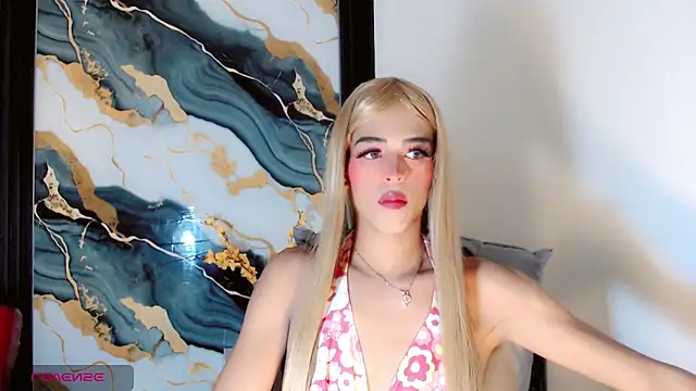 Valeria Del Val online show from April 2, 3:26 am