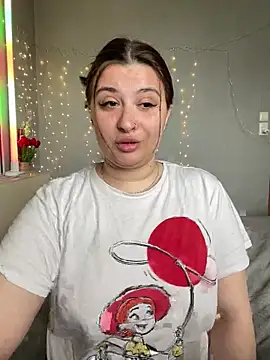 Taya lips online show from April 10, 6:41 am