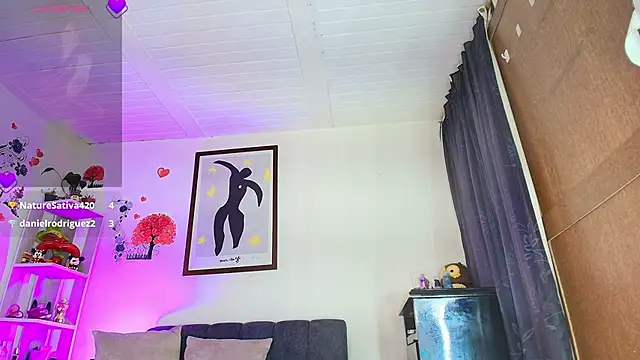 Zully Green online show from March 19, 3:44 am