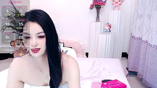 Evelyn-007 online show from April 14, 10:48 am