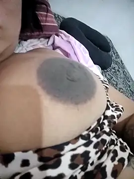 agatasafadaa online show from March 25, 11:57 am