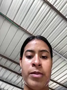 lucirganaxxx online show from April 7, 2:30 pm