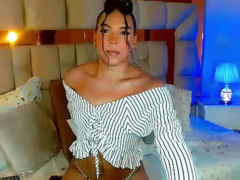 big sexy girl01 online show from April 14, 1:11 pm