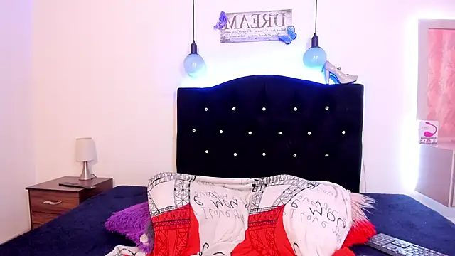 lizz messy online show from March 30, 2:05 pm