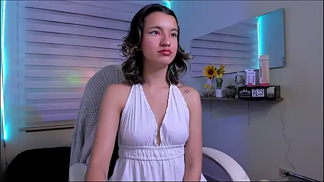 Clawdeen Hot online show from March 24, 3:34 am