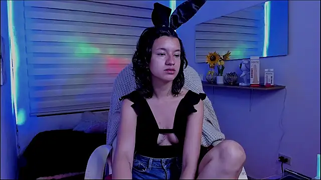 Clawdeen Hot online show from April 13, 3:19 am