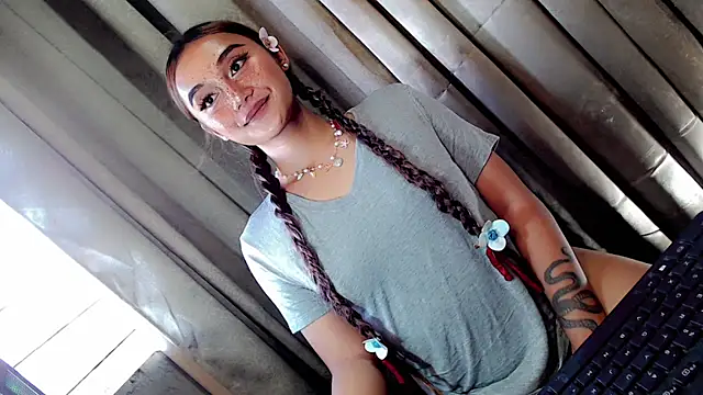 Jessicasfantasy online show from April 1, 5:08 am