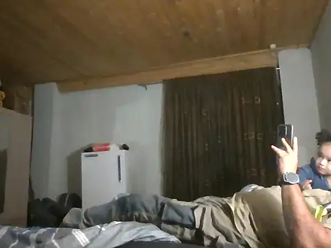 candice2099 online show from April 24, 4:21 pm