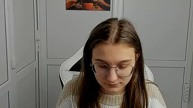 Mia kristal online show from April 7, 7:54 am