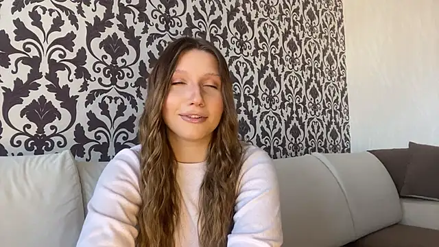 AdaGossett online show from March 22, 8:20 am