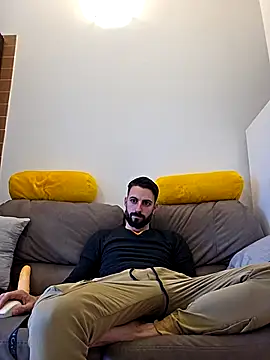 AmicisegretiITA online show from March 24, 3:39 pm