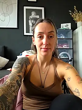 NicoleKaiser online show from March 31, 4:07 pm