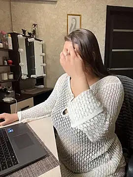 AgathaMyers online show from April 13, 9:21 am