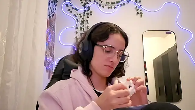 SanjuanaEytchison online show from April 15, 10:16 am