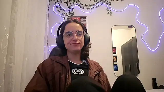 SanjuanaEytchison online show from April 13, 10:05 am