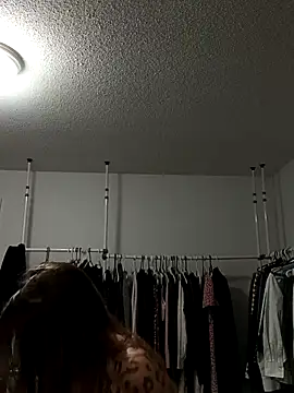 Couple qc online show from April 14, 12:22 am