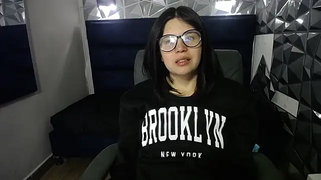 Cata black online show from April 14, 1:00 pm