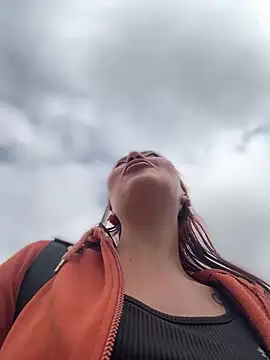 Queen Scatlett online show from April 14, 1:55 pm