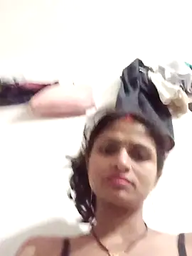 Leelaaji online show from April 14, 6:30 pm