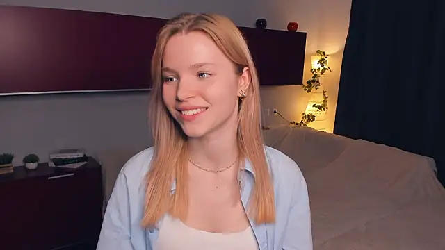 DelmaLasky online show from March 27, 12:06 pm