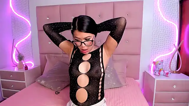 AMBERFONSECA online show from April 14, 7:36 pm