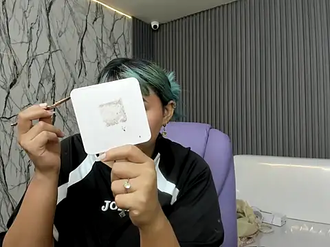 katteyes 20 online show from March 26, 8:43 pm