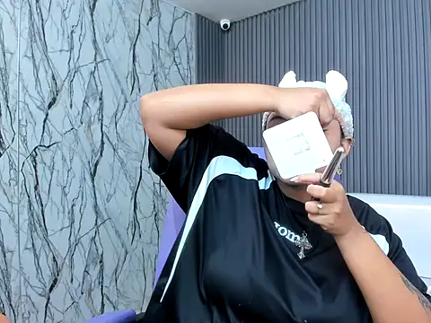 katteyes 20 online show from March 24, 8:25 pm