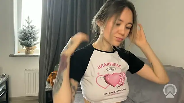 Zero  Calories  online show from April 15, 10:05 am