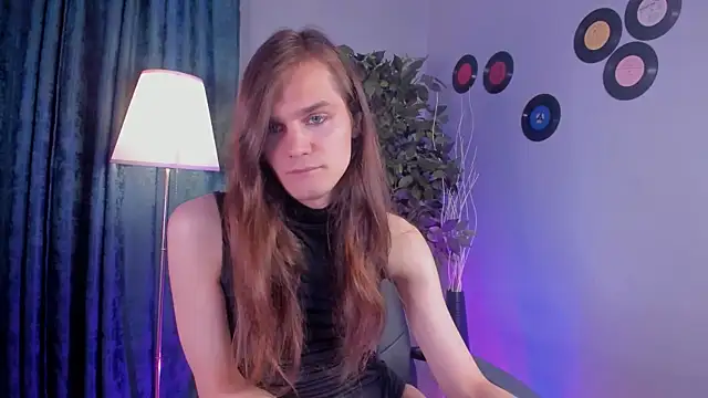 WillFobos online show from April 6, 9:05 pm