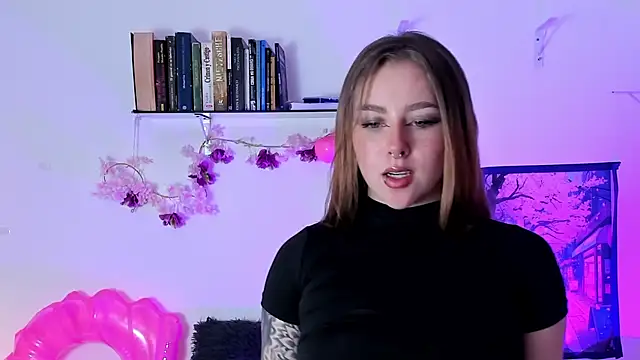 leyla miller  online show from June 1, 3:36 pm