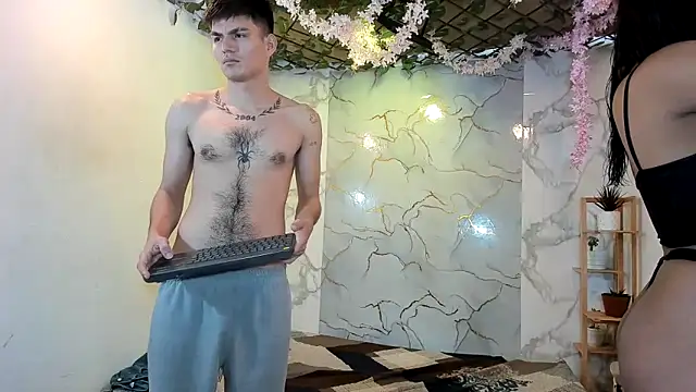 Nahomi hot 77 online show from June 20, 1:25 pm