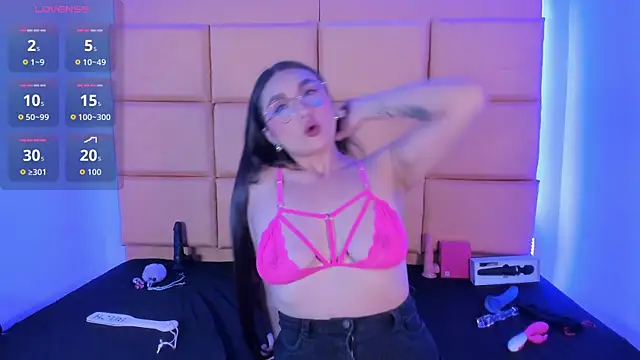 Kalessi cam online show from April 10, 11:00 pm