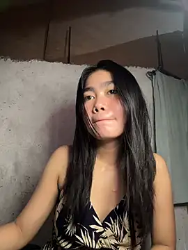 beautyasian23 online show from April 6, 11:55 am