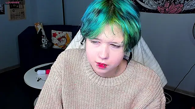 LittleKittenStar online show from March 24, 3:01 am