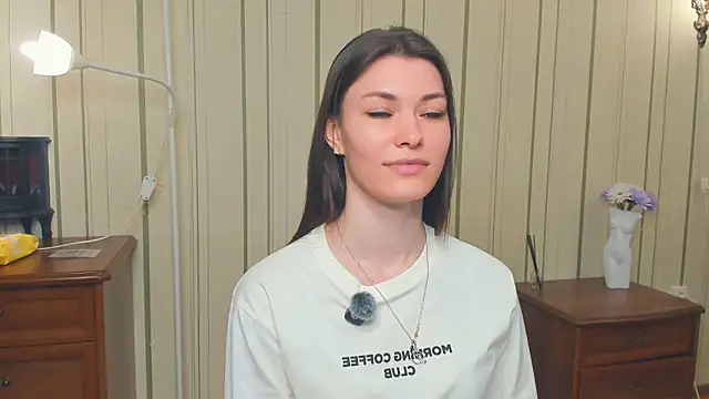 JulissaLipoma online show from March 26, 7:21 am