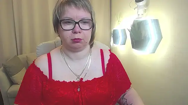 BonnnyBoobsy online show from April 17, 5:53 am