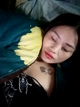 Eli18 online show from April 1, 1:41 pm