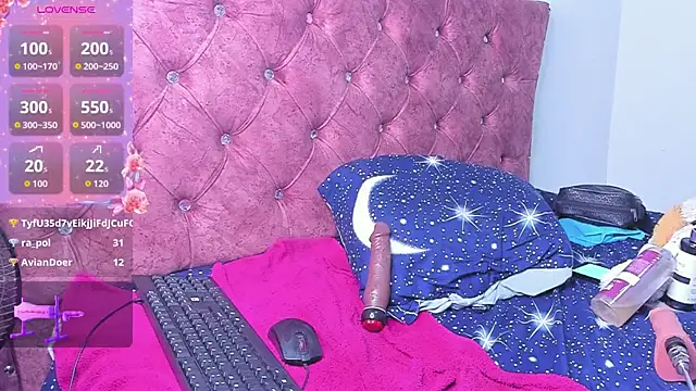 liana hot  online show from May 31, 6:09 pm