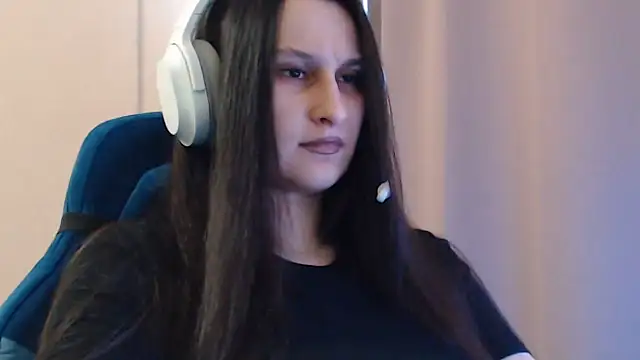 RiffedEye online show from April 10, 2:12 pm