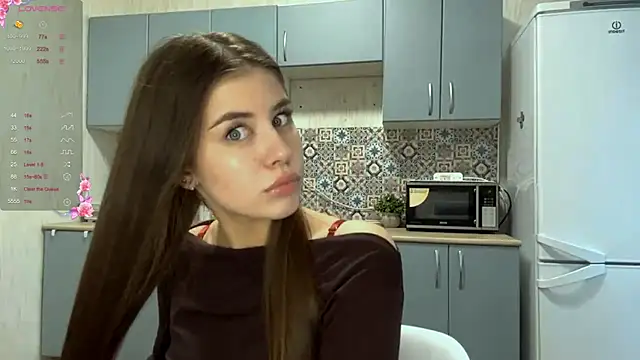 LypsiXo online show from April 14, 3:34 pm