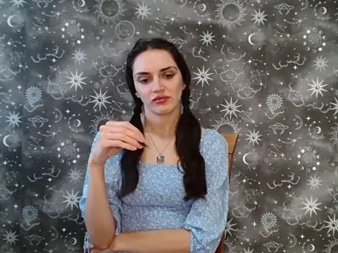 RoxiCherry online show from April 14, 6:46 am