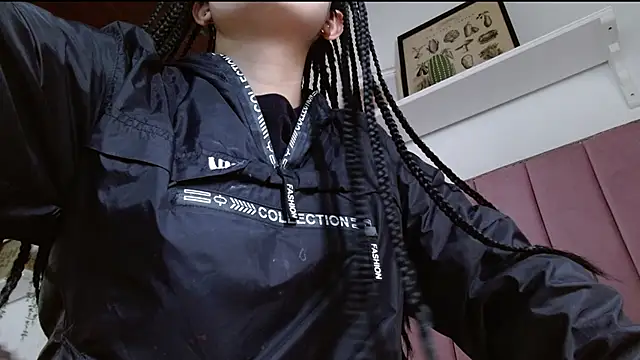 shiny foxeyes online show from April 7, 9:28 pm