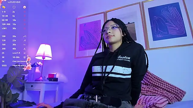 shiny foxeyes online show from April 13, 10:32 pm