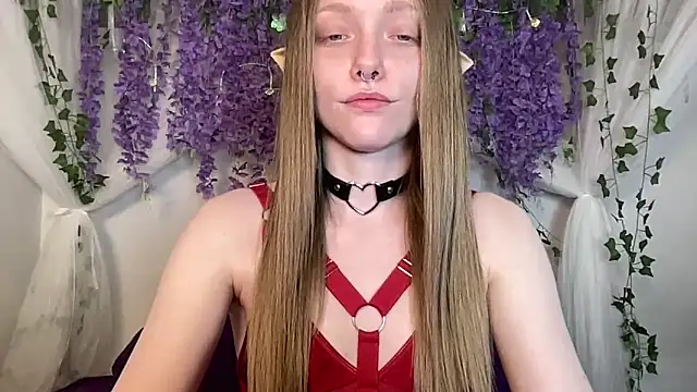 ElfGirlAna online show from April 16, 3:33 pm