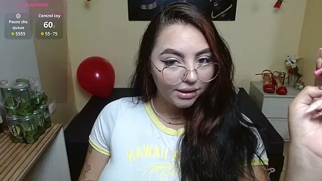 Miley Clarck online show from April 15, 1:33 pm