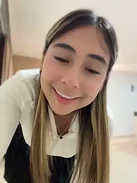 MelodyRey   online show from April 12, 12:35 am