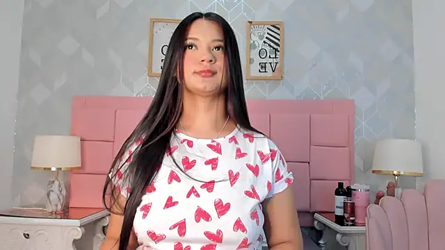 zoejenner  online show from April 5, 7:57 pm